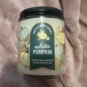 Bath & Body Works White Pumpkin Candle
